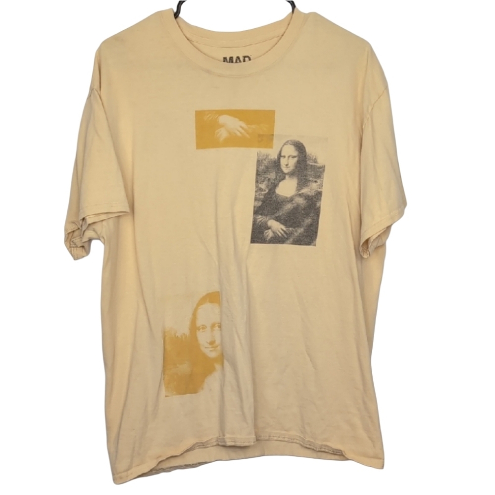Mad Engine Men's Large Yellow Mona Lisa Graphic Short Sleeve Cotton Tee Shirt‎